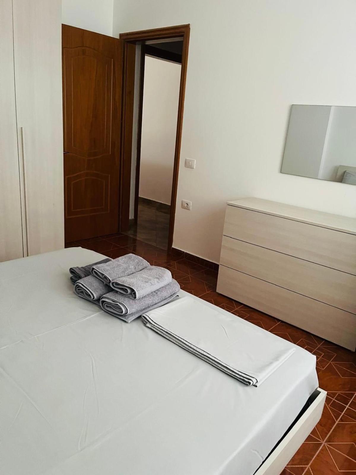 Star House 12 * Vlora